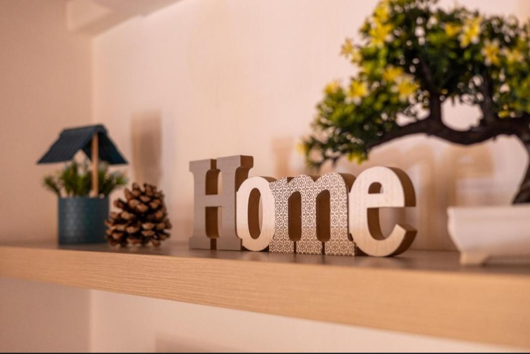 Sunrise Home 菲乌米奇诺 外观 照片
